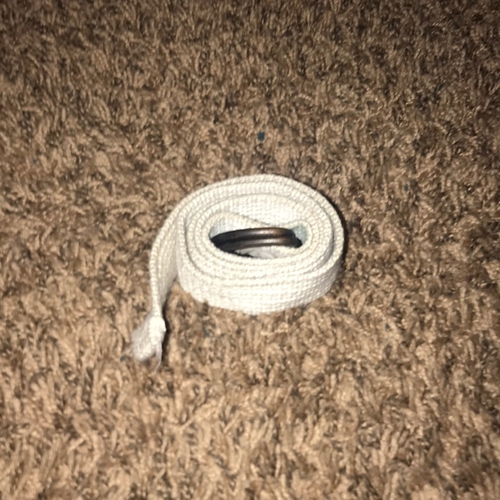 White double loop belt